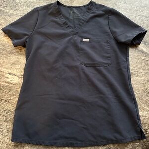 Figs one pocket scrub top in limited edition quiet navy